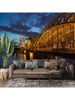 Köln Katedrali ve Hohenzollern Köprüsü Manzaralı Duvar Kağıdı
