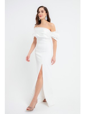 Kadın Beyaz Yaka Detaylı Yırtmaçlı Uzun Abiye Elbise