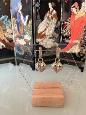 Asteria Jewelry Çağla Şikel Ema Model Kalp Küpe