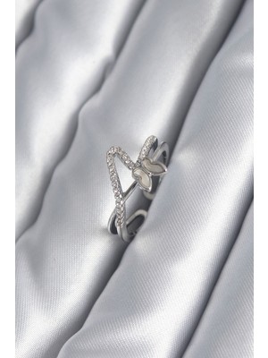 Clariss Pirinç Gümüş Renk Zirkon Taş Detay Kelebek Model Kadın Yüzük