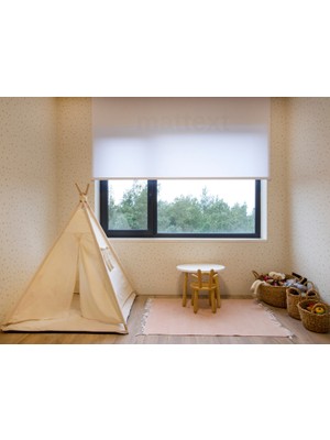 Mattext Beyaz  Stor Perde Etek Dilimsiz