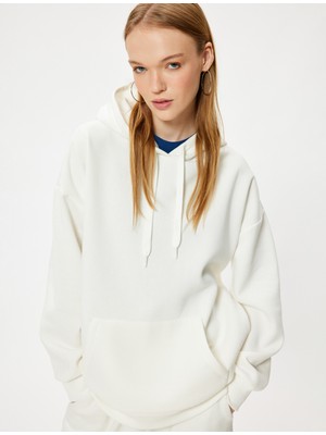 Koton Oversize Kapüşonlu Sweatshirt Basic Kanguru Cepli Şardonlu