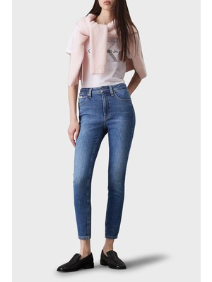 Calvin Klein Streç Pamuklu Skinny Fit Yüksek Bel Süper Dar Paça Jeans J20J2245221A4 Bayan Kot Pantolon J20J224522 1A4