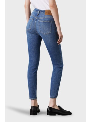 Calvin Klein Streç Pamuklu Skinny Fit Yüksek Bel Süper Dar Paça Jeans J20J2245221A4 Bayan Kot Pantolon J20J224522 1A4