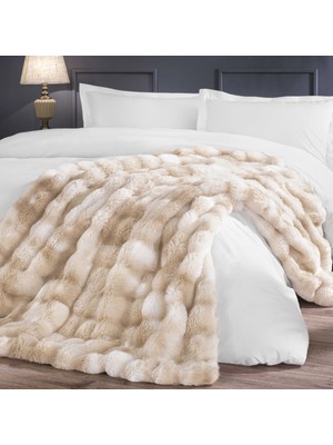 Linens Cozynest Throw Bej