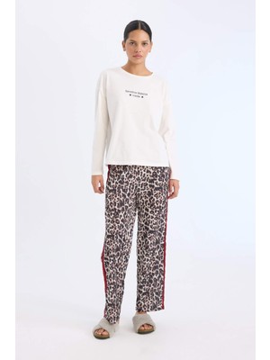 DeFacto Fall in Love Pijama Takımı Regular Fit Uzun Kollu Baskılı Üst Leopar Desenli Uzun Alt E2352AX24WN