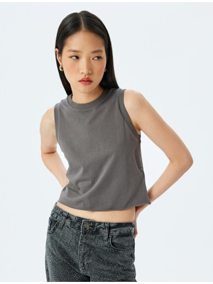 Koton Basic Bisiklet Yaka Kolsuz Atlet