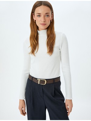 Koton Uzun Kollu Dokulu Fırfırlı Dik Yaka T-Shirt