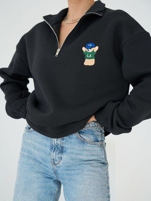 Kadın Yakası Fermuarlı Ayıcıklı Sweatshirt