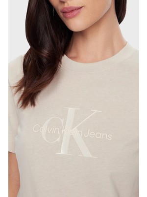 Calvin Klein Logo Baskılı Pamuklu Regular Fit Bisiklet Yaka T Shirt J20J224983PDH Bayan T Shirt J20J224983 Pdh