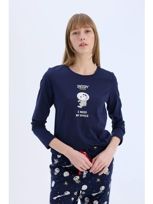 DeFacto Fall in Love Snoopy Pijama Takımı Regular Fit Uzun Kollu Üst Beli Lastikli Uzun Alt E0228AX24WN