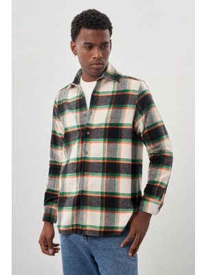 İmza Siyah Yünlü Ekose Desen Yumuşak Yaka Cepsiz Uzun Kol Casual Comfort Fit Gömlek 1004245227