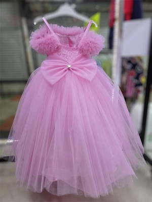 Pembe Kız Gelinilk