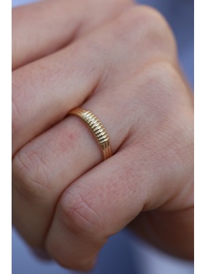 Yenigün Kuyumculuk 14 Ayar Altın Taşsız Desenli Yüzük