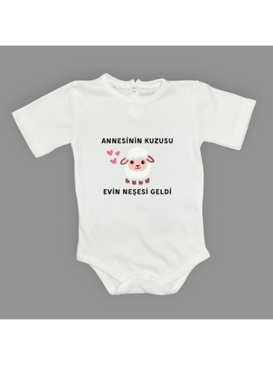 Mnk Baby & Kids Annesinin Kuzusu Neşesi Geldi Baskılı Bebek Body Zıbın Çıtçıtlı Badi