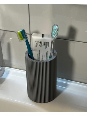 Seninürünün Modern Tarzda Plastik Diş Fırçalık Banyo Organizeri Şık ve Fonksiyonel Tasarım