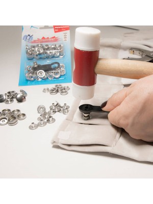 Çıtçıt 15 mm Kalın Mont Çıtçıtı Kendin Yap Kiti. Mont, Giyim, Çanta, Deri İçin Çekiçle Uygulama Aparatları ve 15 Adet Gold Renk Çıtçıt Takım-Paslanmaz Pirinç