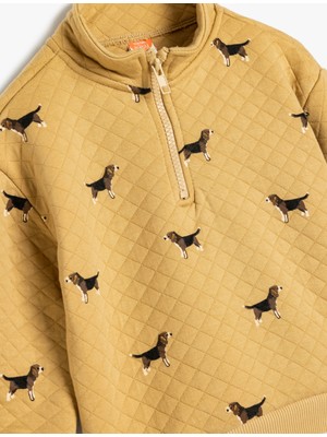 Koton Yarım Fermuar Detaylı Köpek Desenli Uzun Kollu Kapitone Sweatshirt