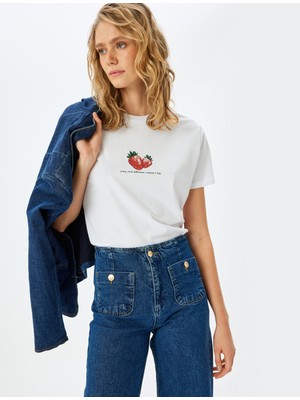 Koton Pamuklu Kısa Kollu Bisiklet Yaka Çilek Baskılı T-Shirt