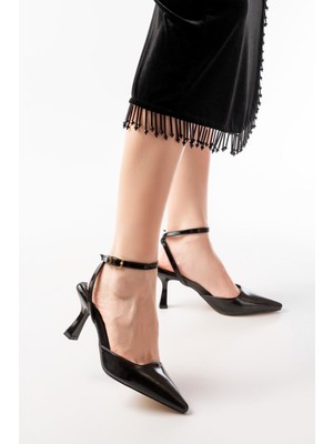 ST-004 Siyah Rugan Günlük 7 cm Topuklu Bayan Ayakkabı