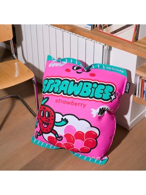 Omy Giant Inflatable Cushion / Dev Şişme Minder - Strawbies