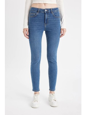 DeFacto Rebeca Skinny Fit Yüksek Bel Dar Paça Bilek Boy Jean Pantolon C7609AX24AU