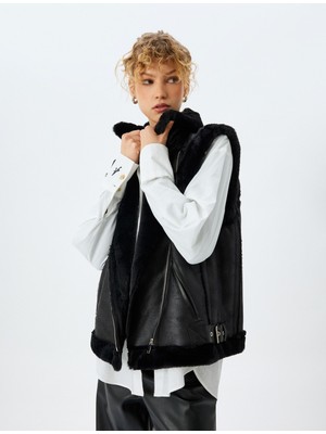 Koton Kolsuz Deri Görünümlü Suni Kürk Yaka Fermuarlı Yelek