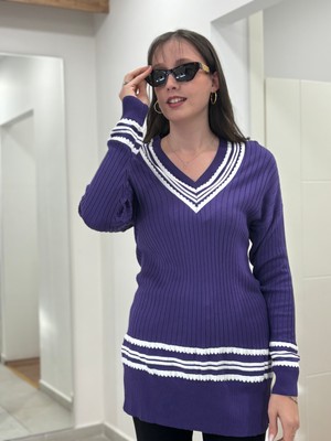 V Yaka Kolları, Yakası ve Etekleri Şeritli, Lastik Detaylı Tunik Kazak