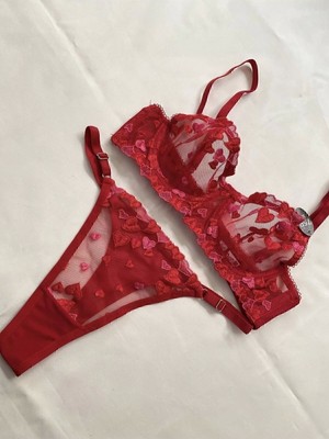 Kapsız Balenli Sütyen Takımı Kırmızı Kalpli Dantelli Iç Çamaşırı Takımı - Lingerie Haven 90% Polyes