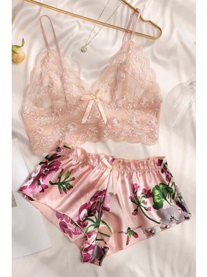 Atlet-Şort Dantel Büstiyerli Çiçekli Sütyen Şort Pijama Takımı 2'li 21 - 40 Yaş Askılı Kısa Normal