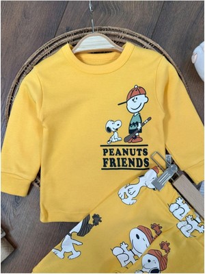 Bisiklet Yaka Peanuts Friends Baskılı Alt Üst Pijama Takımı