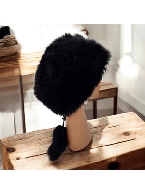 AbbasShop Toskanalı Bayan Deri Ushanka Ayarlanabilir Yumuşak Dokunuşlu Kışlık Şapka Börk Bere Siyah Renkli