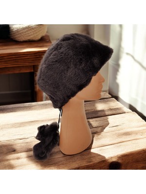 AbbasShop Toskanalı Bayan Deri Ushanka Ayarlanabilir Yumuşak Dokunuşlu Kışlık Şapka Börk Bere Siyah Renkli