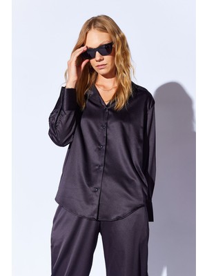 Manche Siyah  Saten Rahat Kesim Kalın Manşetli Kadın Gömlek  | MKS169477-01
