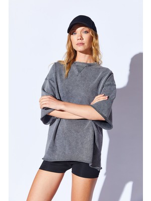 Manche Eksitme Yıkamalı Soluk Efektli 3 Iplik Oversize Kadın Sweatshirt | Antrasit MKW269360-01