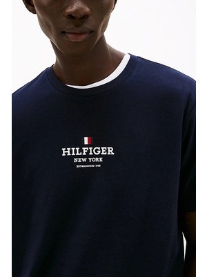 Tommy Hilfiger Logolu Erkek Lacivert T-Shirt