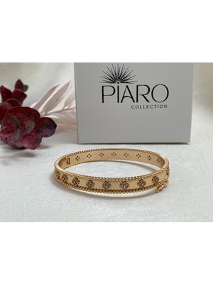 Piaro Collection Yonca Desenli Taşlı Bileklik Altın Rengi