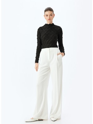 Koton Büzgülü Dokulu Slim Fit Uzun Kollu Dik Yaka Tişört