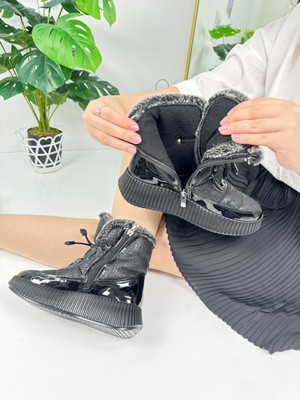 Nstil Günlük Kadın Kar Botu Kürklü Bağcıklı Fermuarlı Rugan Rahat Yüksek Kalın Tırtıklı Taban Bootie 77546