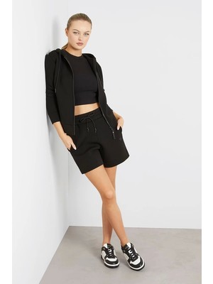 Guess Kadın Kısa Siyah Şort