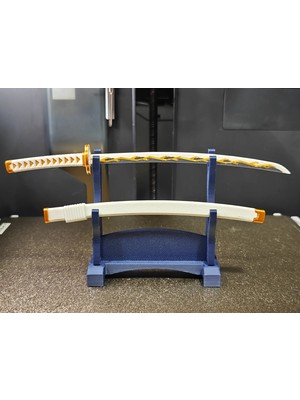 Mona Concept Demon Slayer Zenitsu Katana ve Stand Seti Beyaz Sarı Siyah Plastik Tasarım Renkli Mini Boy