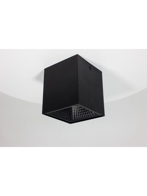 Panasonic LED Ampul Cube Sıva Üstü Siyah Kasa Alüminyum Gövde Gu-10 Duylu LED Spot 3000K Gün Işığı