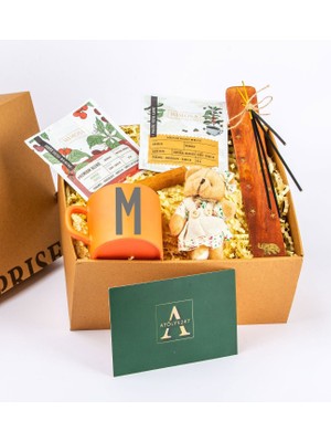 Kişiye Özel Hediye Seti-Ayıcık Anahtarlık - Ahşap Tütsülük - 4 Adet Tütsü - Turuncu Çay-Kahve Fincanı - Tek Içimlik Mimosa Premium Filtre Kahve - Tek Içimlik Mimosa Pratik Filtre Kahve - Tarçın Çubuğu