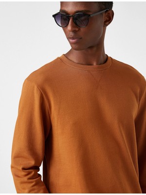 Koton Bisiklet Yaka Basic Sweatshirt