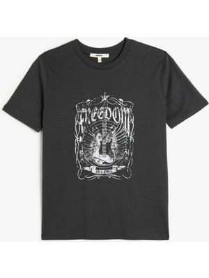 Koton Müzik Temalı Baskılı Pamuklu Kısa Kollu Bisiklet Yaka Tişört