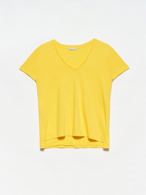 V Yaka Basic T-Shirt