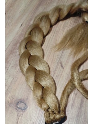 Özgür Güçlüoğlu Tasarımları At Kuyruğu Afrika Örgüsü Toka (Ponytail)