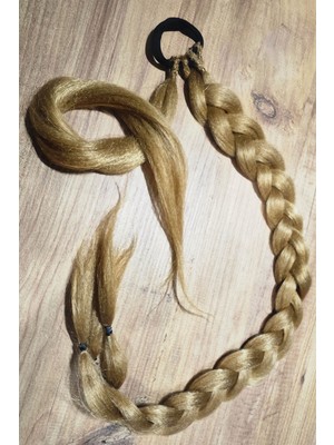 Özgür Güçlüoğlu Tasarımları At Kuyruğu Afrika Örgüsü Toka (Ponytail)