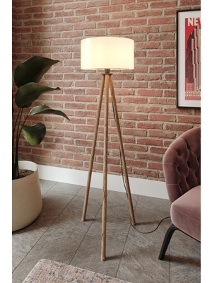 Krem Başlıklı Eskitme Ayaklı Tripod Lambader