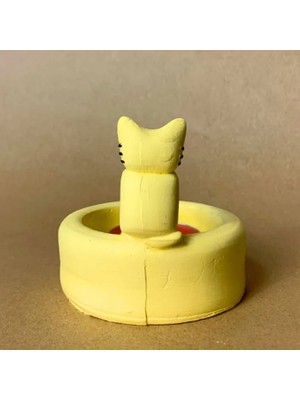 Uretti El Yapımı Sevimli Isınan Sarı Kedi Dekoratif Mumluk - 7 x 7 cm